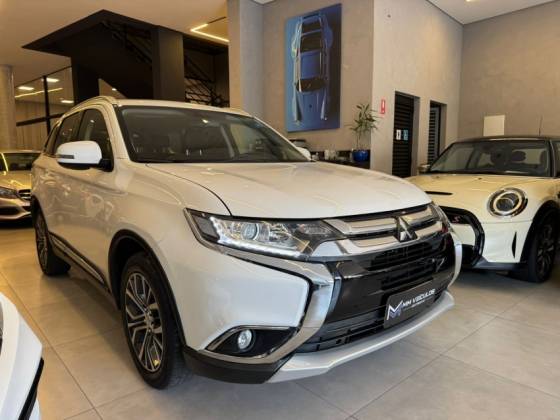 MITSUBISHI OUTLANDER 2.0 COMFORT 16V GASOLINA 4P AUTOMÁTICO